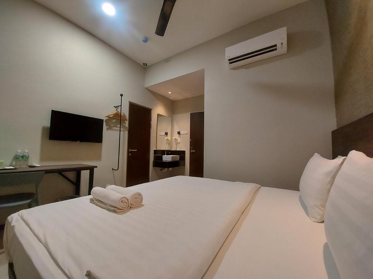 Miico Hotel @ Mount Austin Johor Bahru Extérieur photo