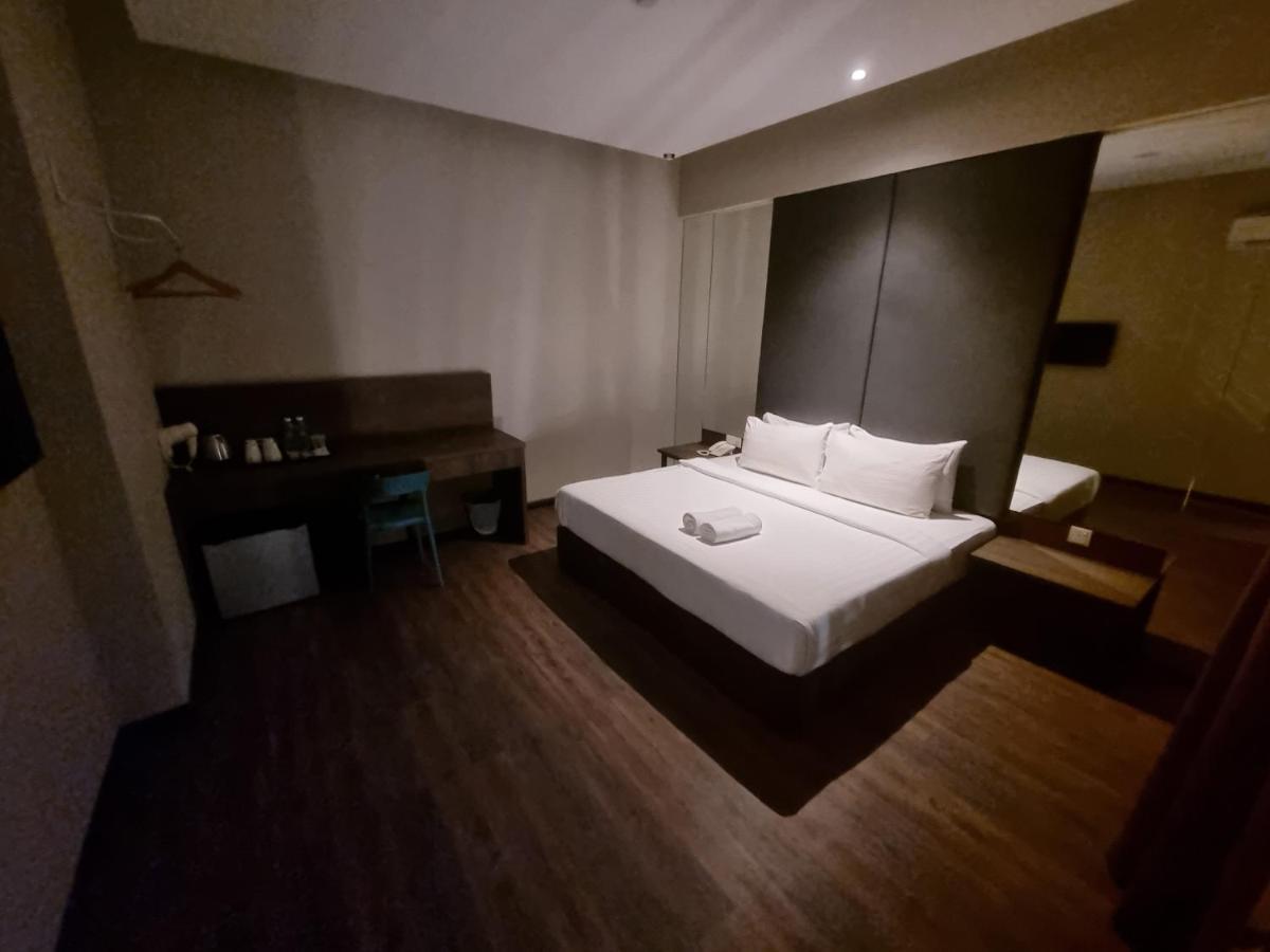 Miico Hotel @ Mount Austin Johor Bahru Extérieur photo