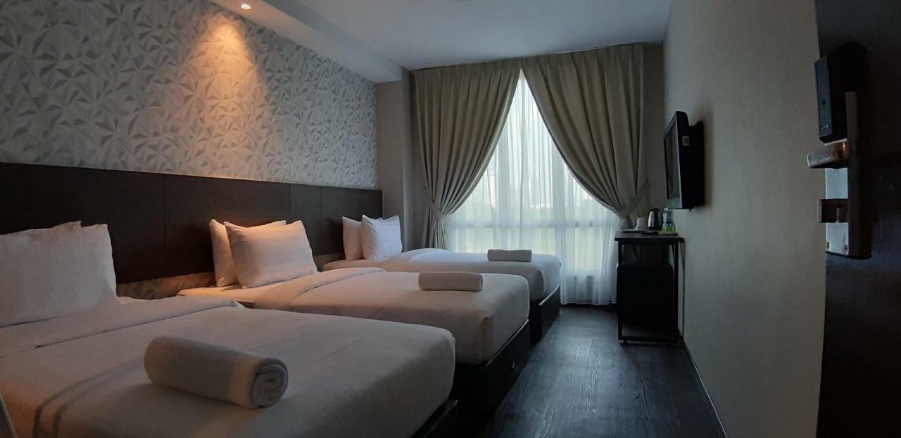 Miico Hotel @ Mount Austin Johor Bahru Extérieur photo