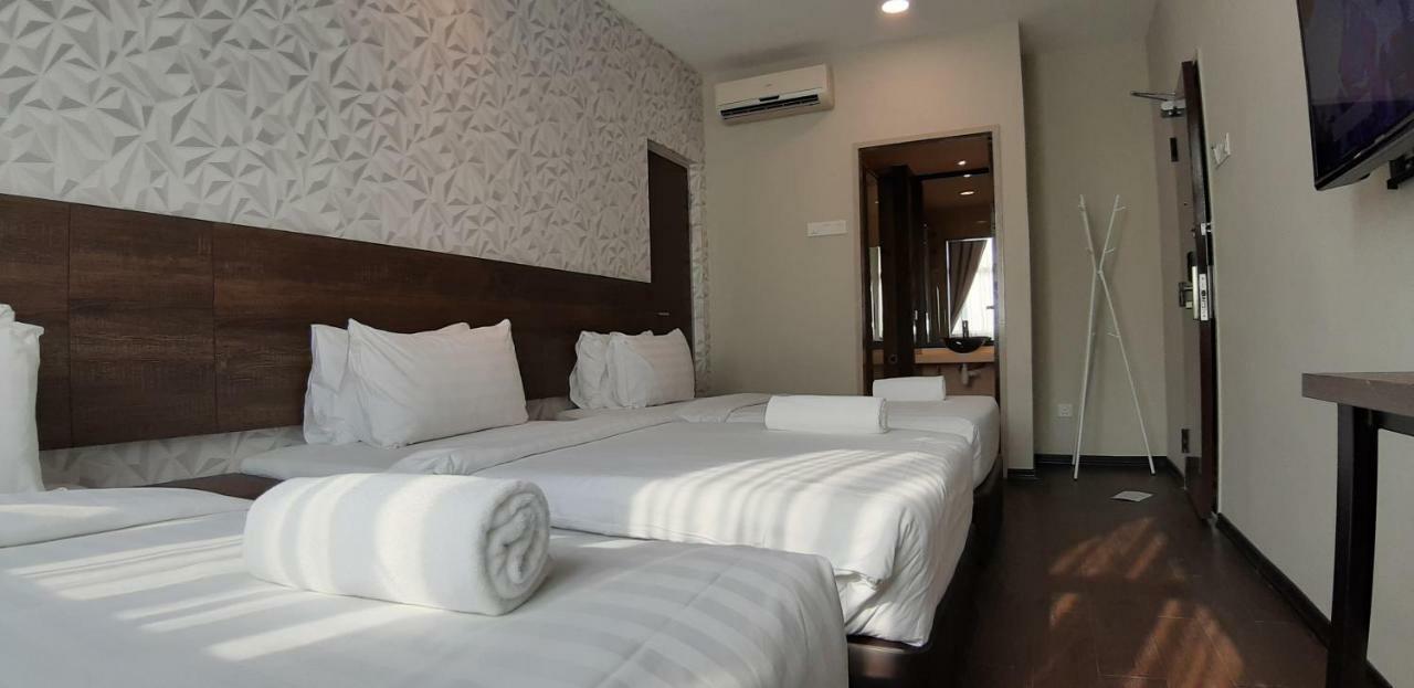 Miico Hotel @ Mount Austin Johor Bahru Extérieur photo