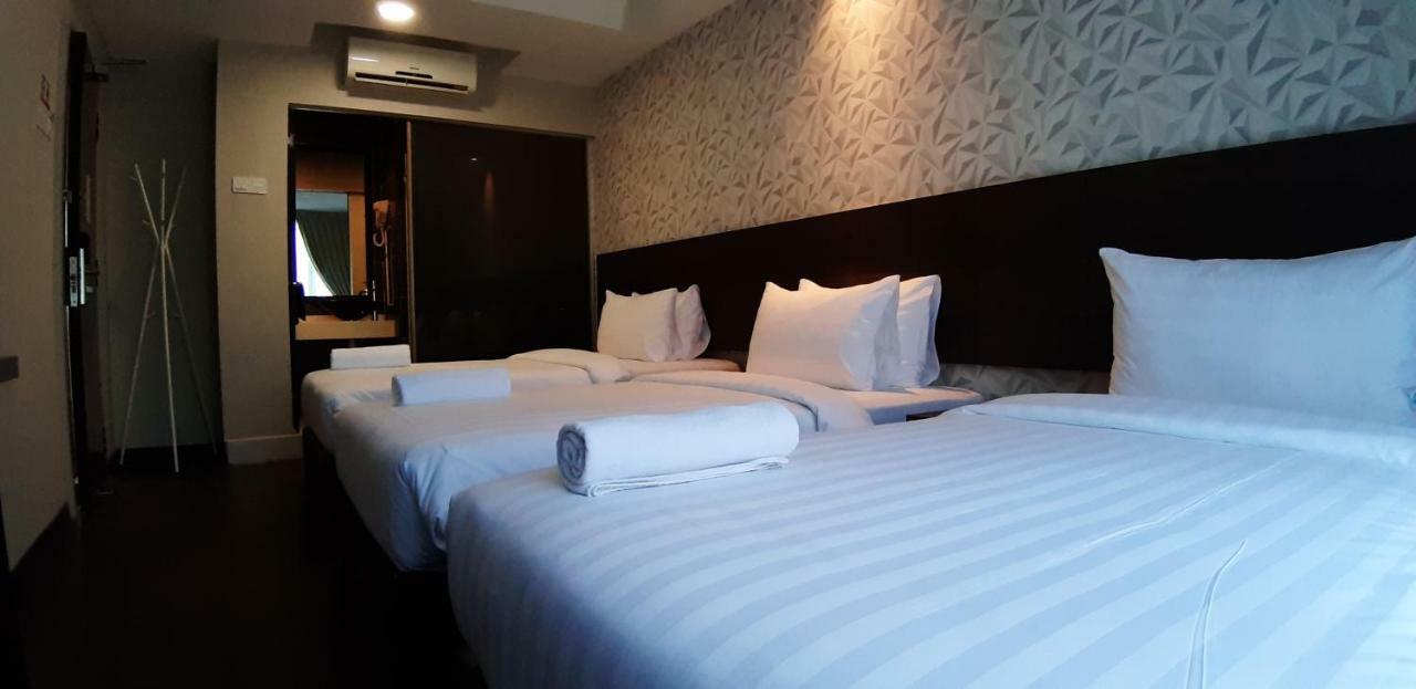 Miico Hotel @ Mount Austin Johor Bahru Extérieur photo