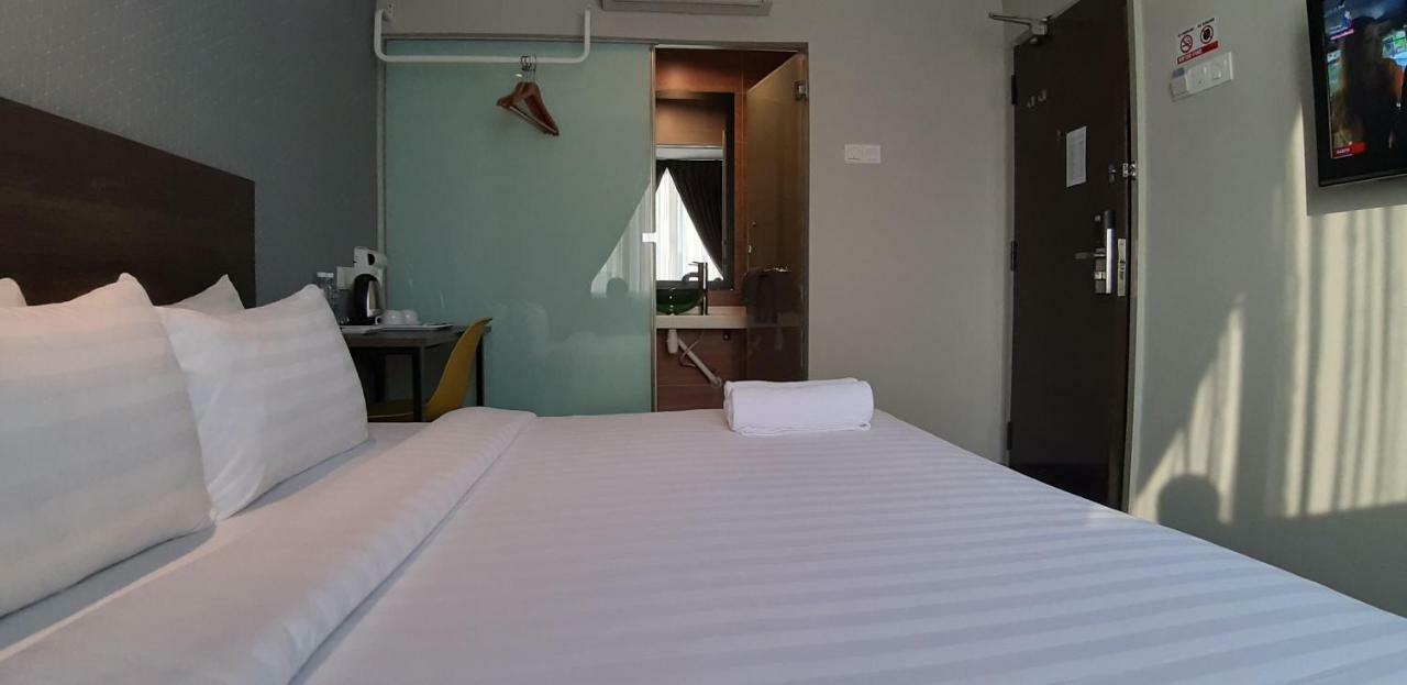 Miico Hotel @ Mount Austin Johor Bahru Extérieur photo