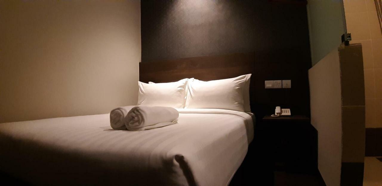Miico Hotel @ Mount Austin Johor Bahru Extérieur photo