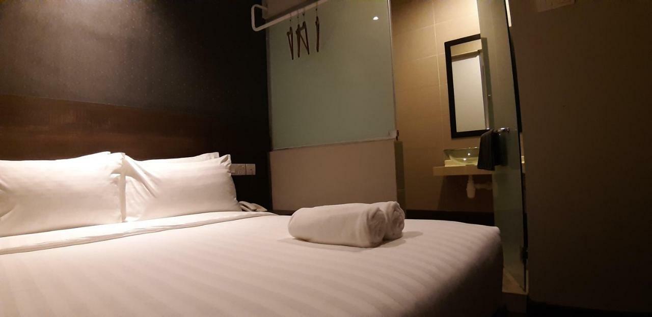 Miico Hotel @ Mount Austin Johor Bahru Extérieur photo
