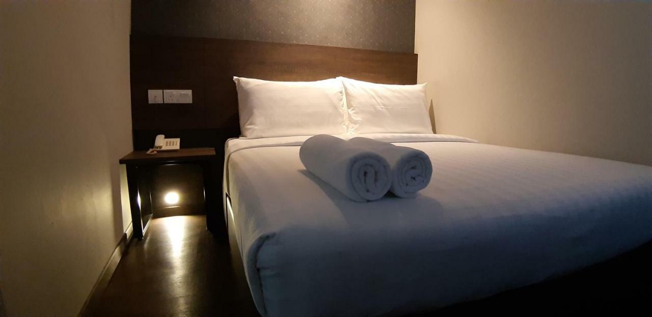 Miico Hotel @ Mount Austin Johor Bahru Extérieur photo