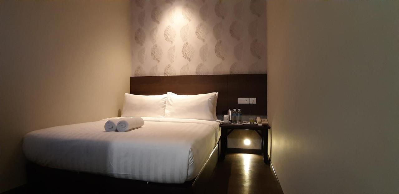 Miico Hotel @ Mount Austin Johor Bahru Extérieur photo