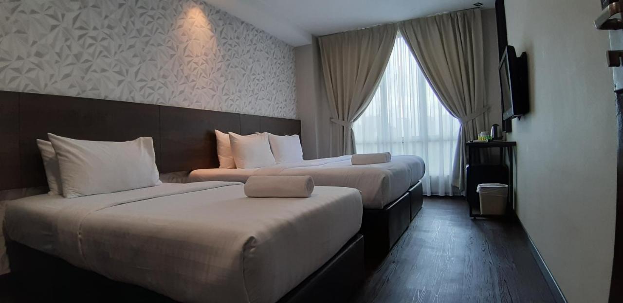Miico Hotel @ Mount Austin Johor Bahru Extérieur photo