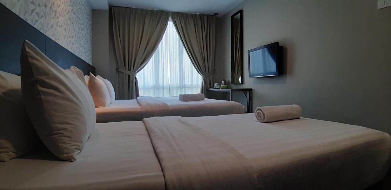 Miico Hotel @ Mount Austin Johor Bahru Extérieur photo